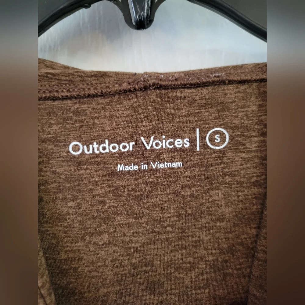 Outdoor Voices CloudKnit Relaxed Oversized Hoodie in Chocolate Brown Size Small